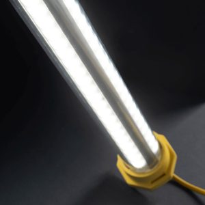 40 WATT, 51" INDUSTRIAL LIGHT ON 25 FOOT CORD (2040-4000)